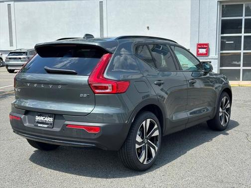2026 Volvo XC40 B5 Ultra