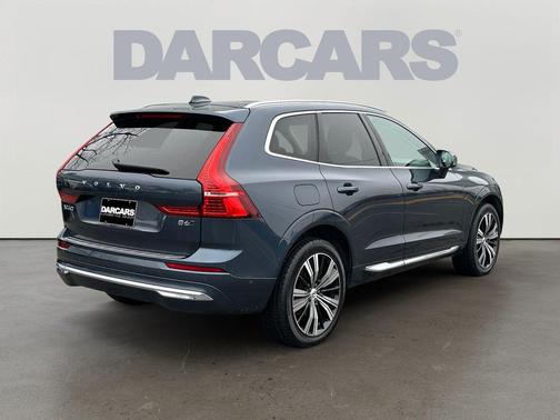 2022 Volvo XC60 B6 Inscription