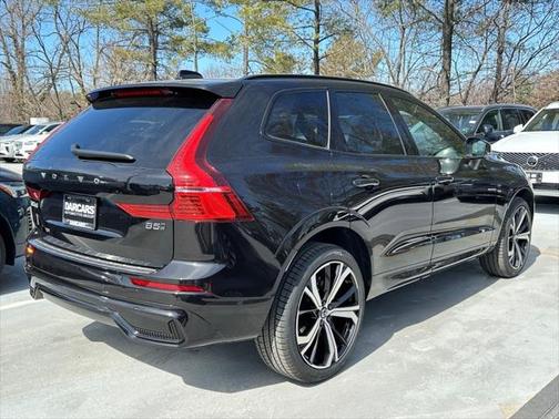 2025 Volvo XC60 B5 Ultra