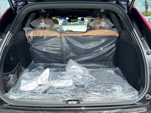 2025 Volvo XC60 B5 Ultra