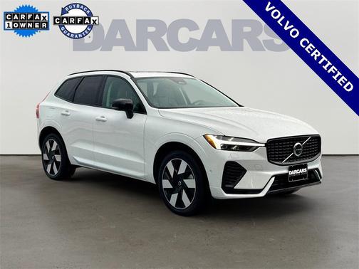 2025 Volvo XC60 Plug-In Hybrid T8 Plus