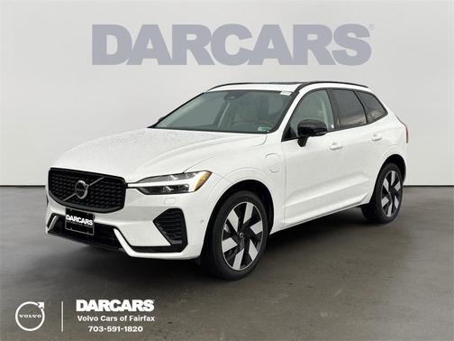 2025 Volvo XC60 Plug-In Hybrid T8 Plus