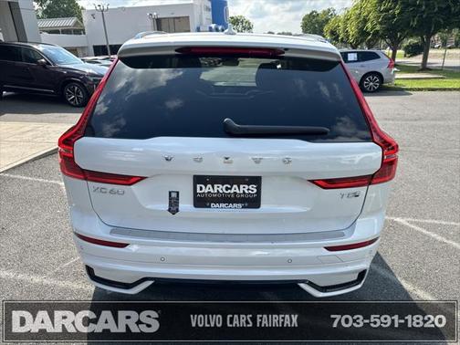 2025 Volvo XC60 Plug-In Hybrid T8 Plus