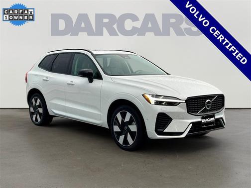 2025 Volvo XC60 Plug-In Hybrid T8 Plus