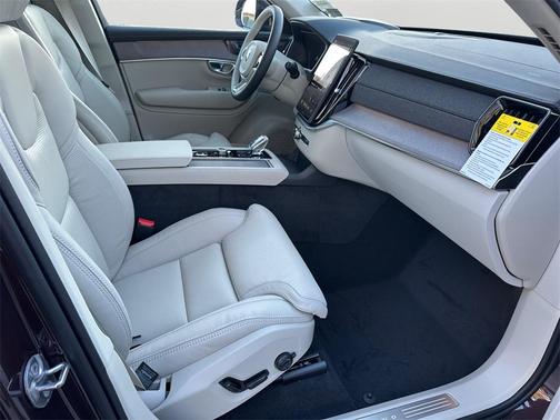 2026 Volvo XC90 Ultra, B6 AWD Gas (mild hybrid), Gasoline, Bright, 7 Seats