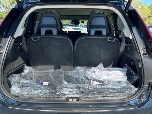 2025 Volvo XC90 Plug-In Hybrid T8 Ultra 7-Seater