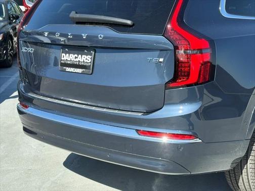 2025 Volvo XC90 Plug-In Hybrid T8 Ultra 7-Seater