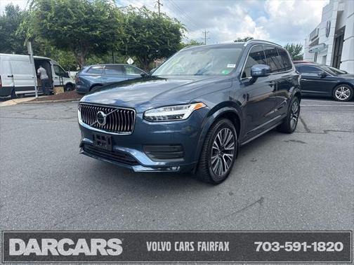 2021 Volvo XC90 T6 Momentum