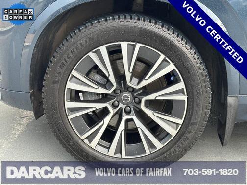 2021 Volvo XC90 T6 Momentum