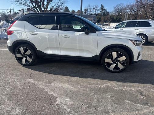 2024 Volvo XC40 Recharge Pure Electric Twin Ultimate