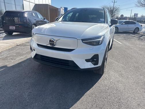 2024 Volvo XC40 Recharge Pure Electric Twin Ultimate