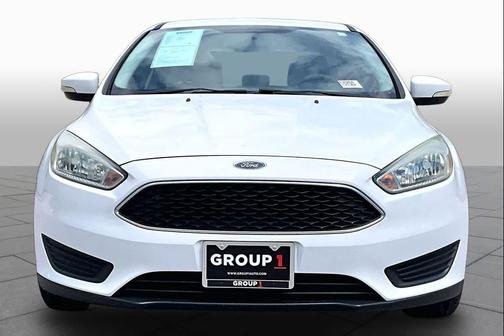 Oxford White 2015 Ford Focus SE