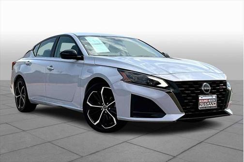2023 Nissan Altima SR FWD