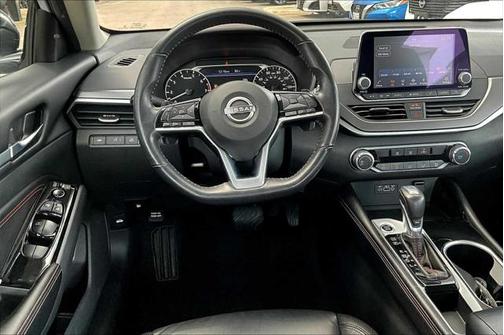 2023 Nissan Altima SR FWD