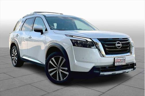 2025 Nissan Pathfinder Platinum FWD