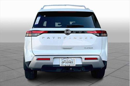 2025 Nissan Pathfinder Platinum FWD