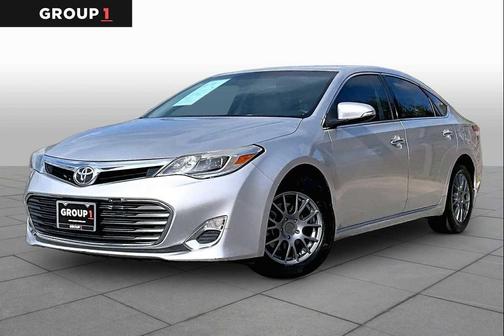 Classic Silver Metallic 2014 Toyota Avalon XLE