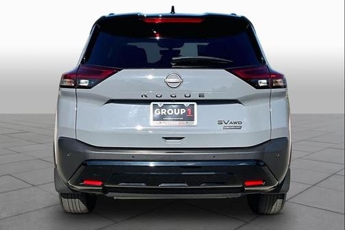 Boulder Gray Pearl/Super Black 2023 Nissan Rogue SV