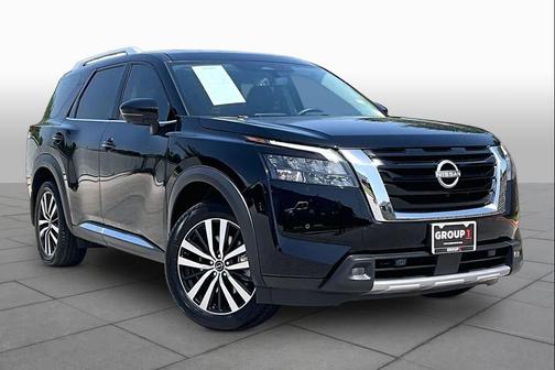 Super Black 2025 Nissan Pathfinder Platinum 4WD