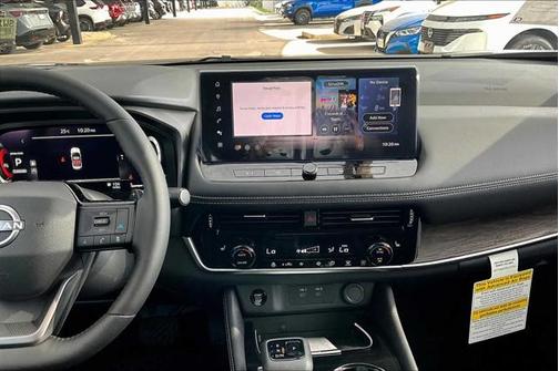2025 Nissan Rogue Platinum