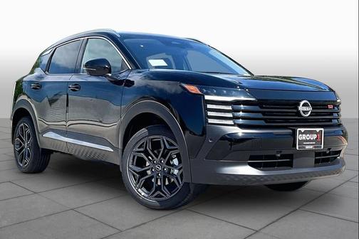 Super Black 2026 Nissan Kicks SR