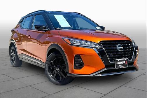 Monarch Orange Metallic/Super Black 2023 Nissan Kicks SR