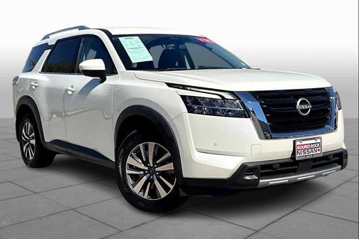 2023 Nissan Pathfinder SL 4WD
