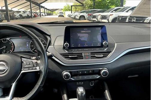 2023 Nissan Altima SR FWD