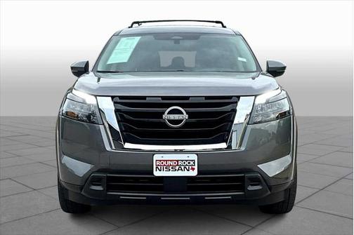 2023 Nissan Pathfinder SV FWD