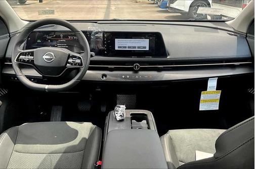 2025 Nissan ARIYA EVOLVE+