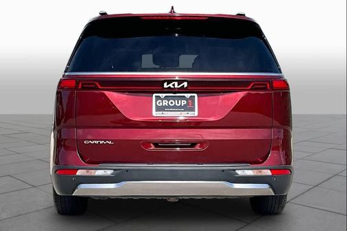 Flare Red 2024 Kia Carnival SX Prestige