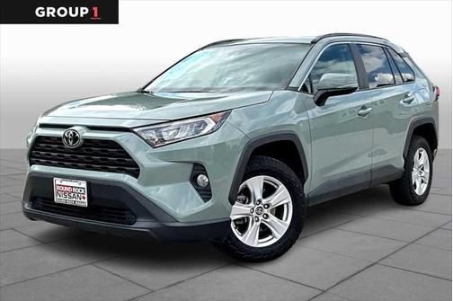 2020 Toyota RAV4 XLE