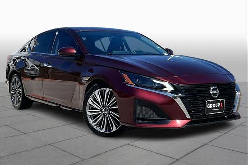 Garnet Pearl Metallic 2023 Nissan Altima 2.5 SL
