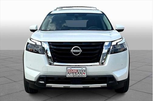 2025 Nissan Pathfinder Platinum FWD