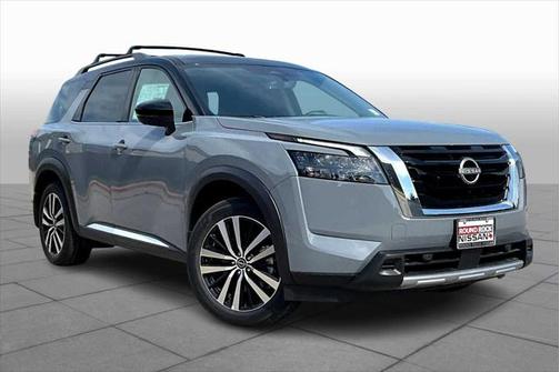 2025 Nissan Pathfinder Platinum FWD