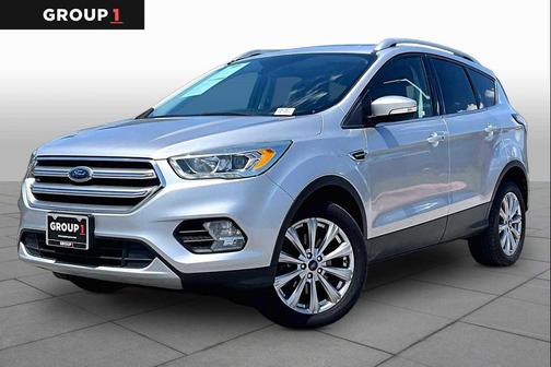 White Platinum Metallic Tri-Coat 2017 Ford Escape Titanium
