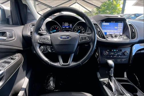 White Platinum Metallic Tri-Coat 2017 Ford Escape Titanium