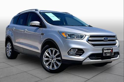 White Platinum Metallic Tri-Coat 2017 Ford Escape Titanium