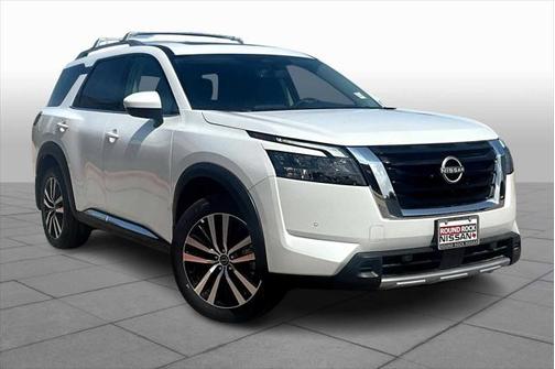 2025 Nissan Pathfinder Platinum FWD