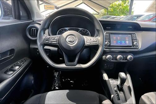 Gun Metallic 2023 Nissan Kicks S