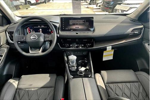 2025 Nissan Rogue Platinum