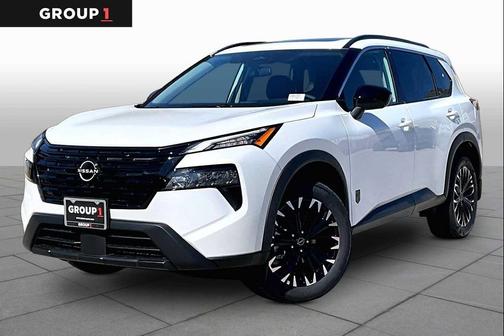 Everest White Pearl Tricoat 2027 Nissan Rogue Dark Armor
