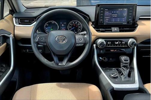2022 Toyota RAV4 Hybrid XLE