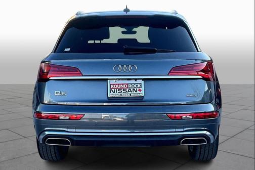 2023 Audi Q5 45 S line Premium Plus