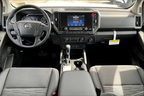2025 Nissan Frontier S