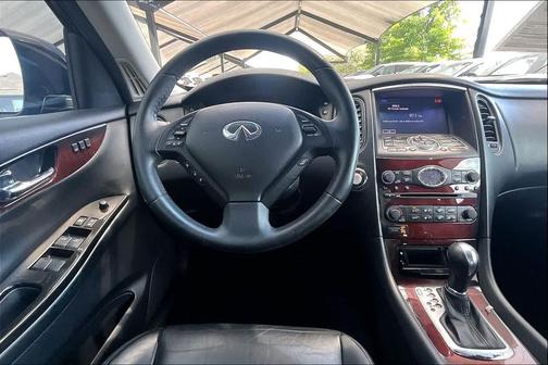 Black Obsidian 2016 INFINITI QX50 Base
