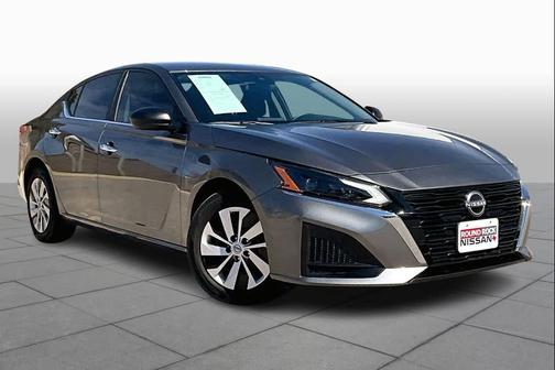 2025 Nissan Altima S FWD