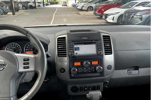 2019 Nissan Frontier SL
