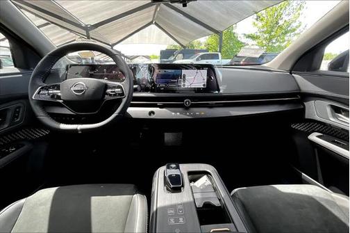 2024 Nissan ARIYA EVOLVE+