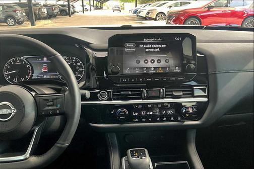 2024 Nissan Pathfinder SL FWD